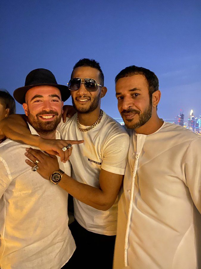 لعنة حفلات محمد رمضان.. مصممة أزياء تجعله موضع سخرية وانفجار يصيب حفله الأخير واتهامات بالتطبيع - الخليج الان