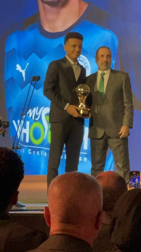 حفل دير جيست: مصطفى فتحي لاعب بيراميدز يحصل على جائزة أفضل جناح أيمن في الدوري المصري الممتاز - الخليج الان