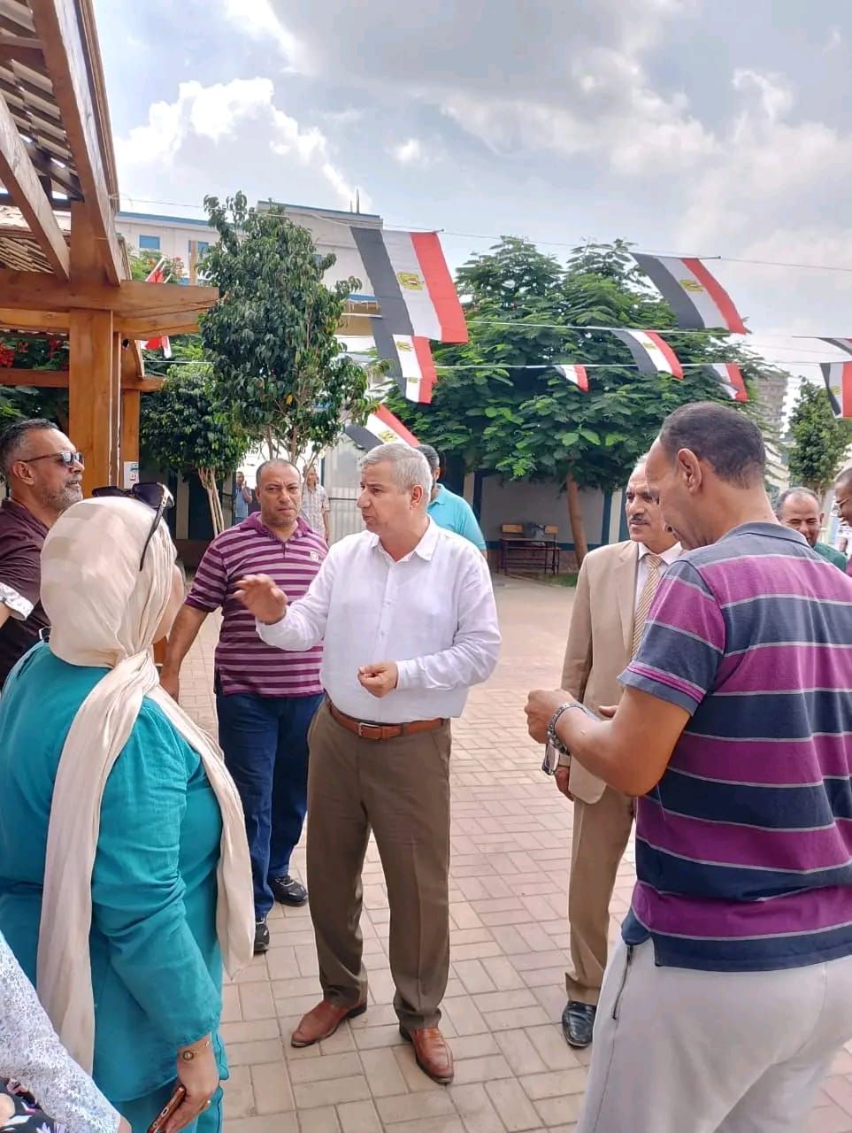 جاهزية 710 مدرسة تم اختيارها كمقار للجان الانتخابية لانتخابات مجلس الشيوخ بالشرقية - الخليج الان