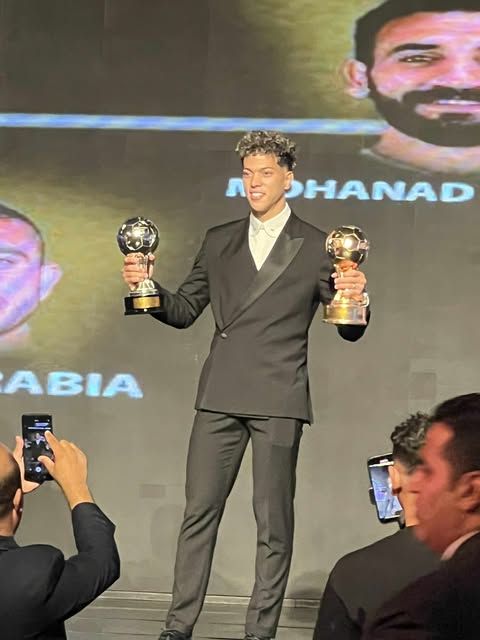 ليلة إمام عاشور.. نجم الأهلي يحصد 4 جوائز في حفل دير جيست - الخليج الان