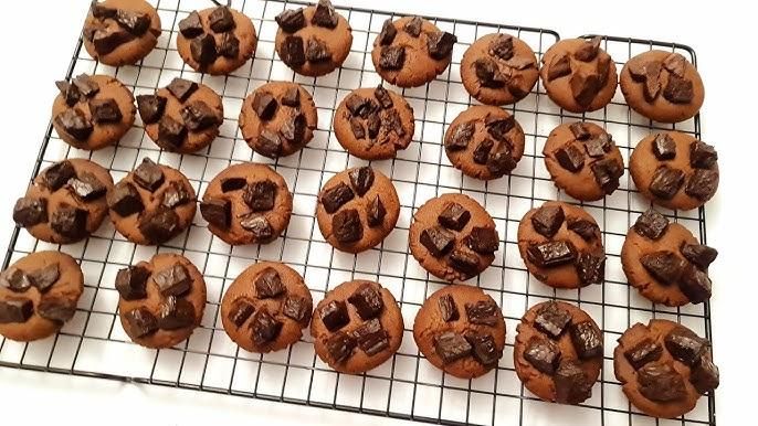 طري ومقرمش.. كوكيز رقائق الشوكولاتة سهل ولذيذ