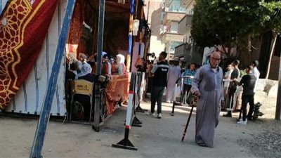 من أخميم بسوهاج.. توافد الناخبين للمشاركة في انتخابات الشيوخ - الخليج الان