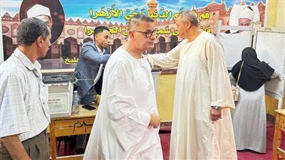 بمشاركة طارق رضوان ..طوابير في انتخابات الشيوخ بلجنة المعهد الأزهري في مركز دار السلام بسوهاج..صور - الخليج الان