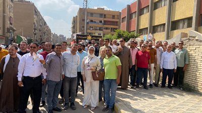 توافد الناخبين على اللجان الانتخابية بالقاهرة والقليوبية مع فتح أبواب التصويت في انتخابات الشيوخ - الخليج الان