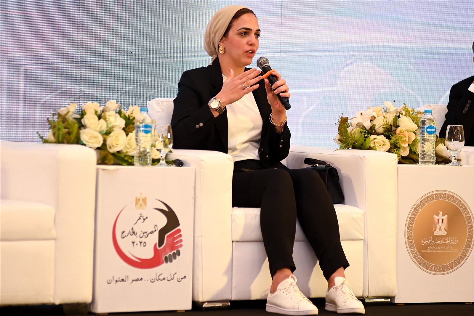 وفد الزمالك يشارك في مؤتمر المصريين بالخارج برئاسة نيرة الأحمر - الخليج الان