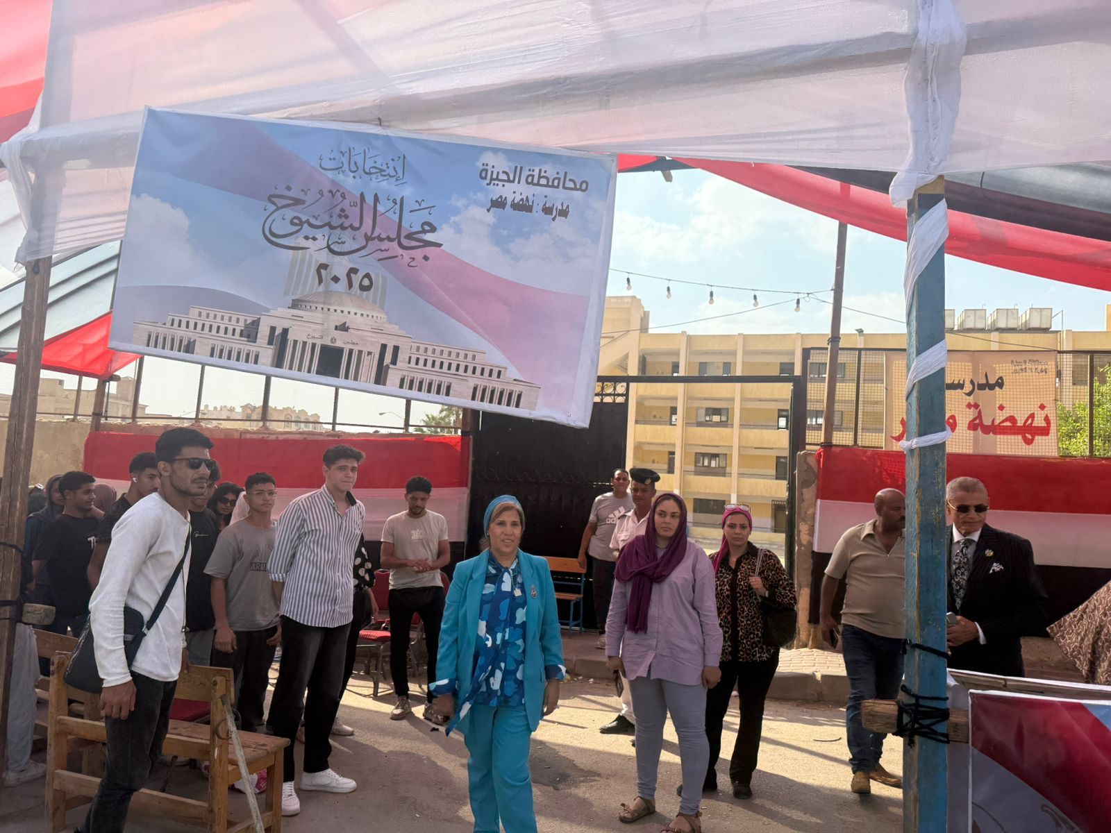 صبورة السيد تتفقد لجان أكتوبر: مشاركة قوية وتنظيم يليق بصورة مصر - الخليج الان