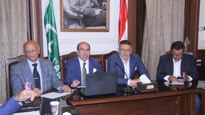 بالصور..غرفة عمليات الوفد تتابع سير التصويت في انتخابات الشيوخ - الخليج الان