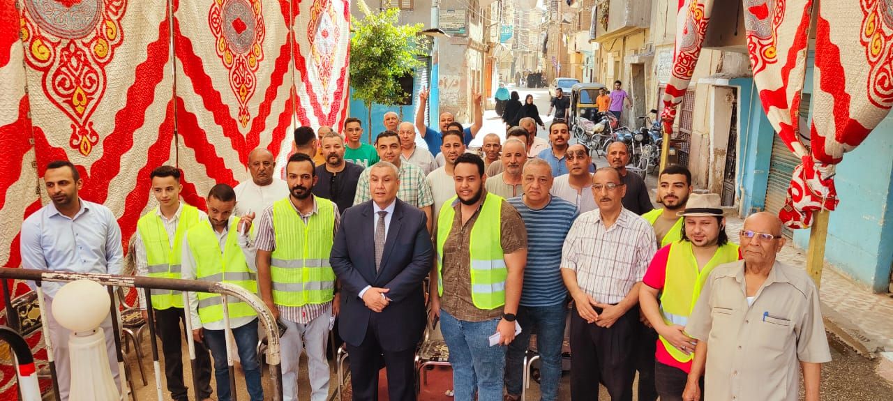 نائب مستقبل وطن مصطفى سالم بانتخابات الشيوخ في مدينة طهطا بسوهاج بمشاركة حشود من المواطنين ..صور - الخليج الان