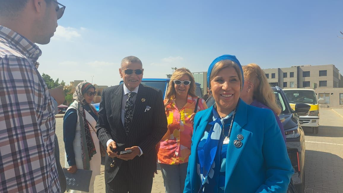 صبورة السيد تتفقد لجان أكتوبر: مشاركة قوية وتنظيم يليق بصورة مصر - الخليج الان