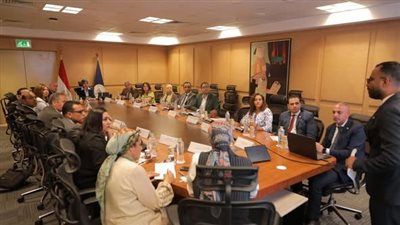 نائب وزير السياحة والآثار تلتقي مع لجنة الثقافة والسياحة والآثار والإعلام بنموذج مُحاكاة مجلس الشيوخ المصري الذي تنفذه وزارة الشباب والرياضة - الخليج الان