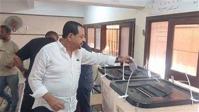 النائب عبد السلام الجبلي يدلي بصوته في انتخابات الشيوخ.. ويؤكد: المشاركة حق دستورى ومسئولية وطنية لدعم مسيرة البناء - الخليج الان