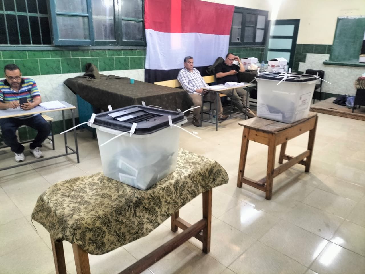 غلق صناديق الاقتراع داخل اللجان الانتخابية بمحافظة الشرقية - الخليج الان