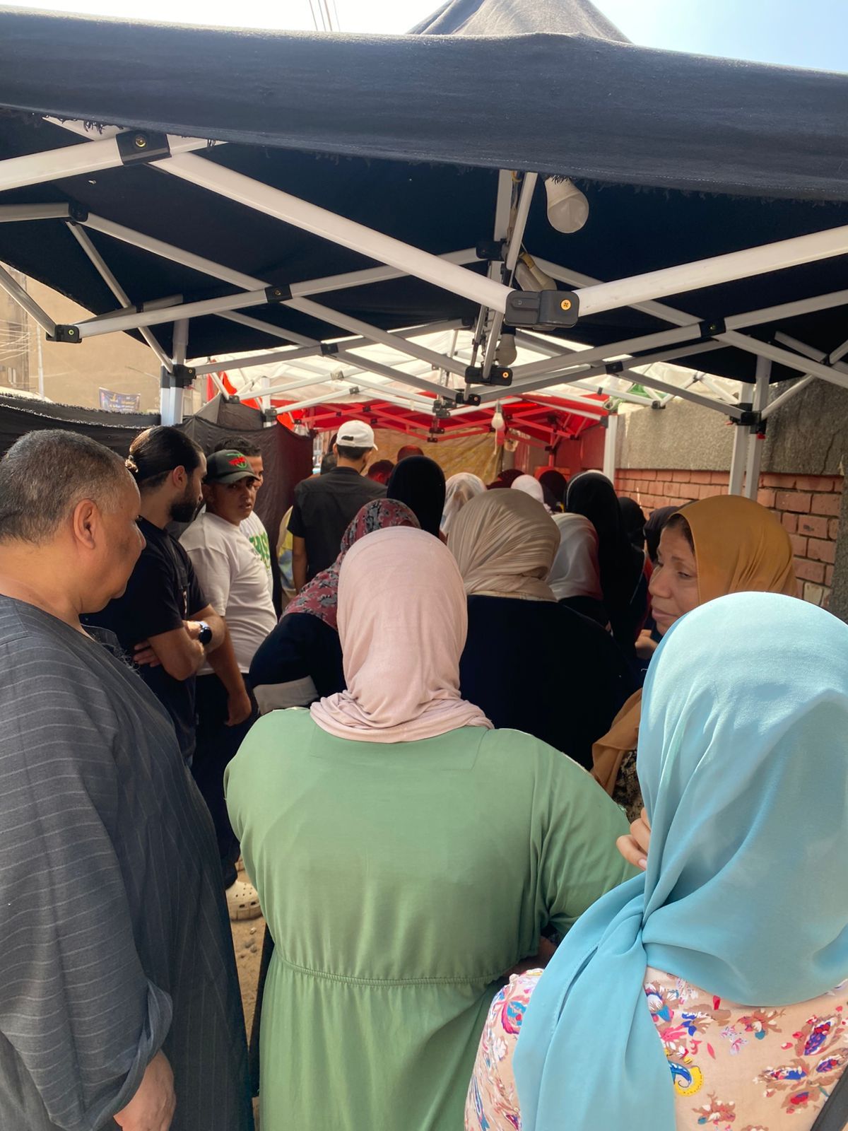 توافد الناخبين على اللجان الانتخابية بالقاهرة والقليوبية مع فتح أبواب التصويت في انتخابات الشيوخ - الخليج الان