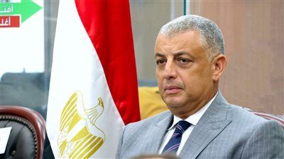 محافظ الإسماعيلية يتابع سير العملية الانتخابية في يومها الثاني من انتخابات مجلس الشيوخ 2025 - الخليج الان