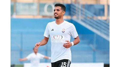 العالمي مهاجم الجونة في صفوف مالية كفر الزيات بدوري المحترفين - الخليج الان