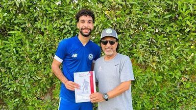 المريخ البورسعيدي يتعاقد مع محمد العربي صانع ألعاب الجمارك - الخليج الان