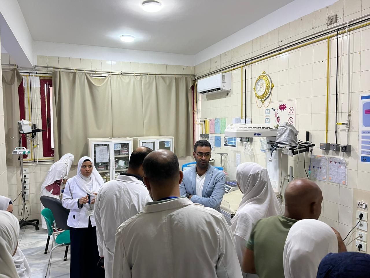 وكيل وزارة الصحة بالفيوم يتفقد مستشفى ابشواى المركزى لمراجعة اعمال المستشفى - الخليج الان
