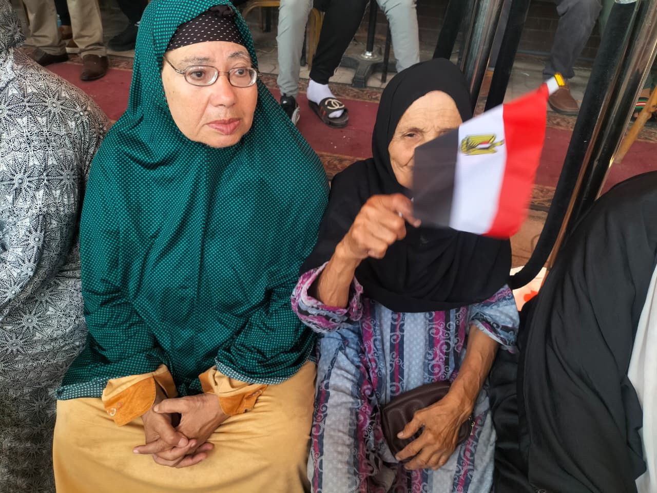 لليوم الثاني على التوالي.. إقبال المواطنين على اللجان الانتخابية بمحافظة الشرقية - الخليج الان