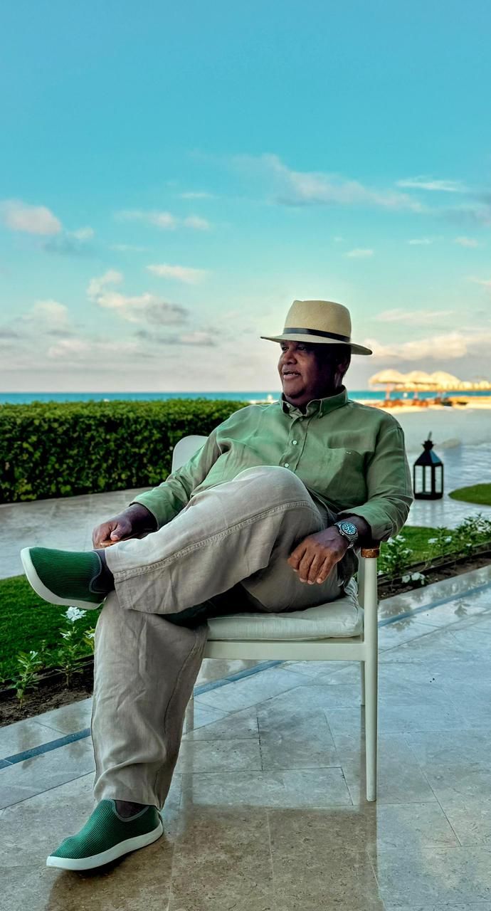 بعد غياب 16 عامًا.. نبيل شعيل يصل مراسي استعدادًا لحفله بـ “ليالي مراسي” السبت المقبل - الخليج الان