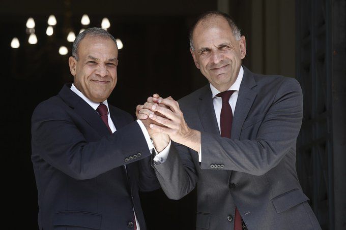 وزير الخارجية لـ نظيره اليوناني: يجب وقف الانتهاكات الإسرائيلية فى غزة وسياسة التجويع الممنهجة - الخليج الان