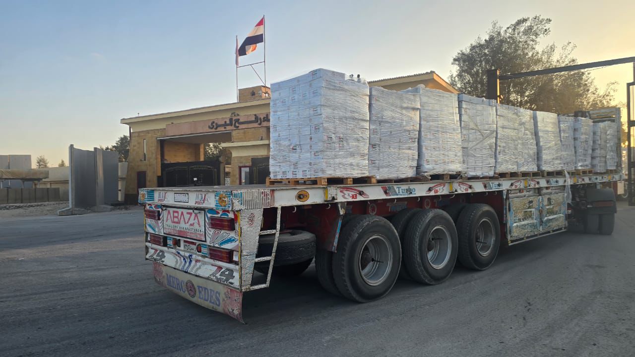 «بالتنسيق مع مصر».. 32 شاحنة مساعدات إماراتية تدخل معبر كرم أبو سالم تمهيداً لوصولها غزة - الخليج الان