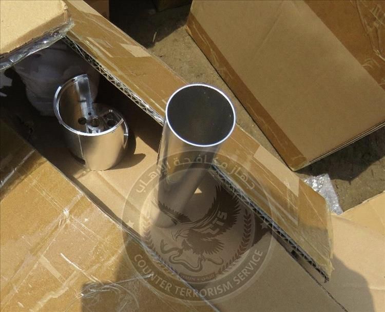 بالتنسيق مع النائب العام.. مكافحة الإرهاب في عدن تحبط شحنة طائرات وأجهزة تجسس كانت في طريقها للحوثي (صور)