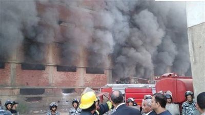 مصرع سيدة حامل وطفلتيها في حريق بشبرا - الخليج الان