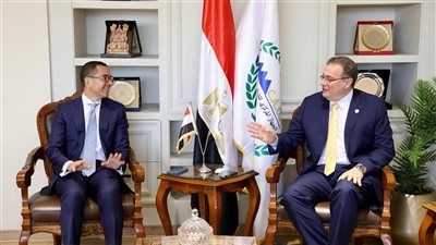 رئيس «التنظيم والإدارة» يبحث مع وزير الاستثمار والتجارة الخارجية سبل تعزيز التعاون المشترك - الخليج الان