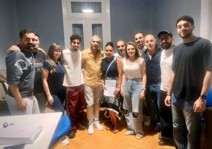 يناقش سلبيات السوشيال ميديا.. الصور الأولى من كواليس مسلسل لينك بحضور رانيا يوسف - الخليج الان