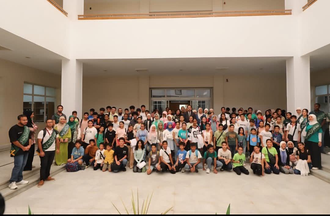 جامعة القاهرة تواصل فعاليات المرحلة المجمعة الثالثة من برنامج "جامعة الطفل" بالتعاون مع أكاديمية البحث العلمي بمشاركة 7 كليات - الخليج الان