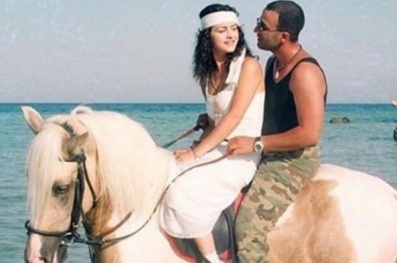 كان هيعمله عمرو دياب.. مفاجآت عن فيلم شورت وفانلة وكاب بمناسبة مرور 25 سنة على عرضه - الخليج الان