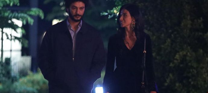 الحلقة الأولى من حكاية فلاش باك.. أولى حكايات مسلسل ما تراه ليس كما يبدو - الخليج الان