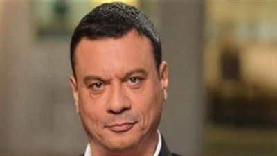 عباس أبو الحسن يوجه رسالة قاسية لفنان شهير: فرحان انك هتغني مع بنت قاتل شهداء ! - الخليج الان