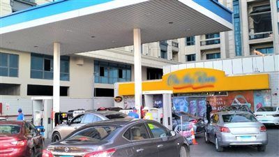 حملات هيئة البترول تكشف تهريب 633 ألف لتر وقود بـ19 مليون جنيه وضبط 1273 عبوة زيت مجهولة - الخليج الان