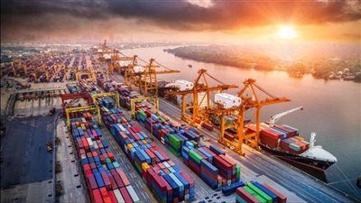 استثمار صيني جديد يعزز نفوذ بكين في قناة السويس - الخليج الان