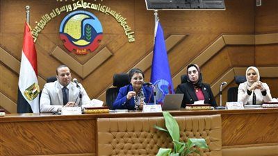 نائب وزير الصحة تترأس اجتماع المؤسسات العلاجية غير الحكومية لبحث خفض معدلات الولادات القيصرية وتعزيز تنظيم الأسرة - الخليج الان