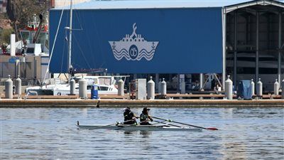 انطلاق بطولة كأس مصر للتجديف من مياه قناة السويس بالإسماعيلية - الخليج الان