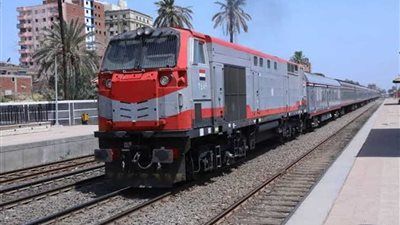 السكك الحديدية تعلن عن مواعيد قطارات الإسكندرية اليوم - الخليج الان