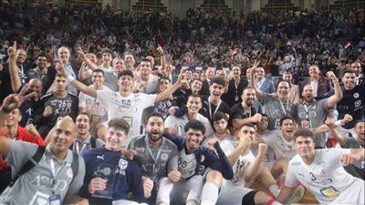 حضور جماهيري كبير لدعم منتخب الناشئين أمام إسبانيا بربع نهائي بطولة العالم لليد - الخليج الان