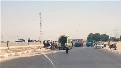 مصرع وإصابة 21 معظمهم أطفال في انقـ ـلاب سيارة نقل بالإسماعيلية - الخليج الان