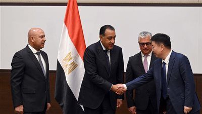 الصين تضخ مليار دولار في مصر.. مشروع لصناعة الإطارات بمنطقة السخنة الاقتصادية - الخليج الان