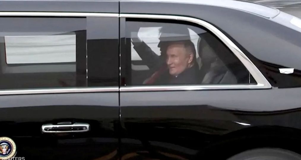 «مزودة بزر نووي ومضادة للهجمات الكيماوية».. تعرف على السيارة الوحش التي استقلها بوتين خلال زيارته ألاسكا - الخليج الان