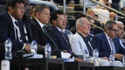 حضور وزير الشباب والرياضة ولفيف من الشخصيات المهمة نهائي بطولة العالم لكرة اليد للناشئين - الخليج الان