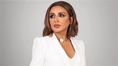 بتعاني من ألم شديد.. محمود سعد يكشف أخر تطورات الحالة الصحية لـ أنغام - الخليج الان