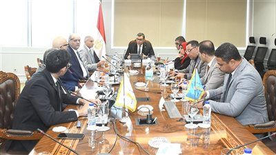 وزير الإسكان: مطلع أكتوبر المقبل.. طرح وحدات المرحلة الثانية من خلال "منصة مصر العقارية" - الخليج الان