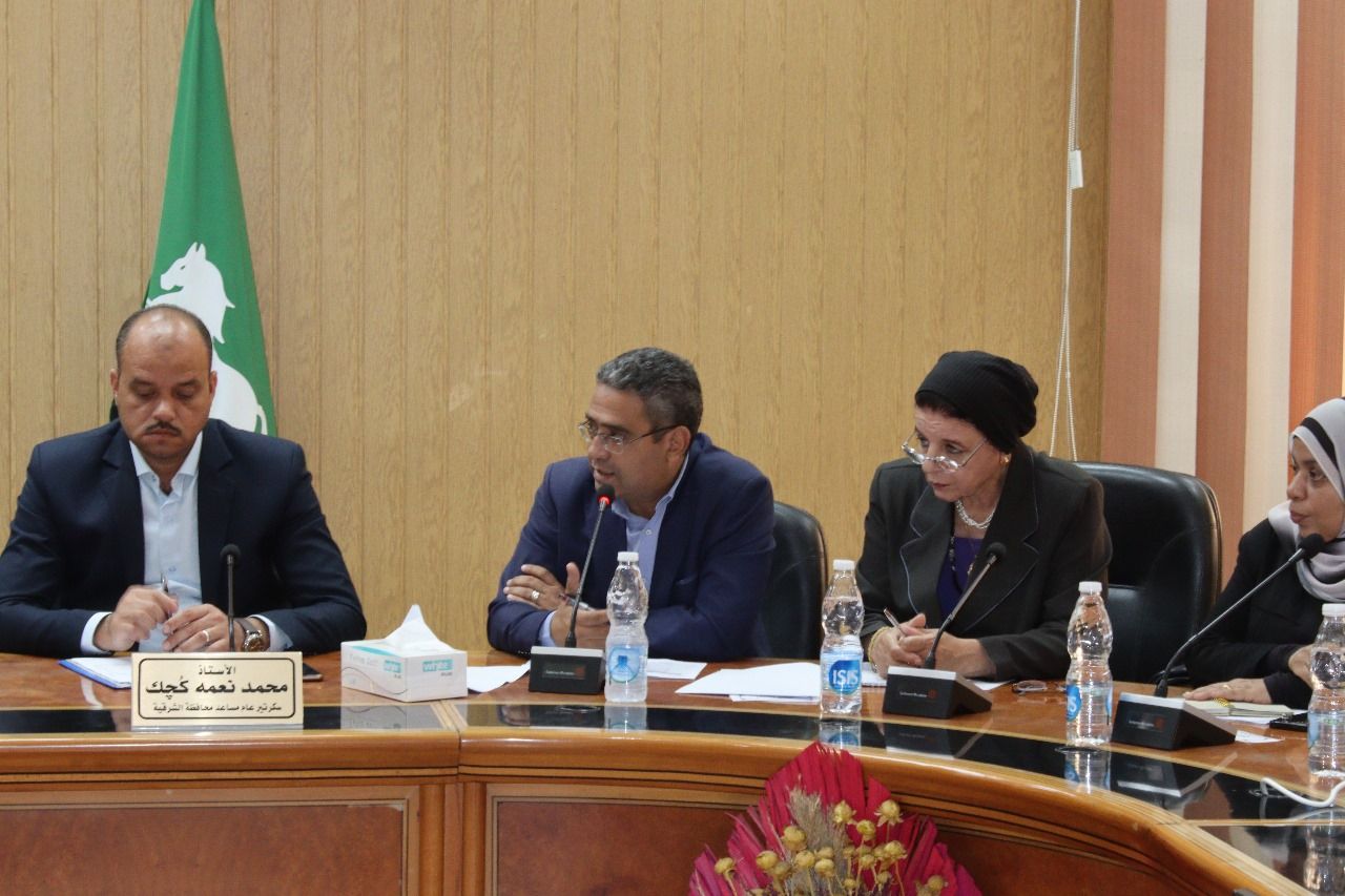 وزارة البيئة تعقد اجتماع بمحافظة الشرقية للوقوف على الإستعدادات لمواجهة نوبات تلوث الهواء الحادة لهذا العام|تفاصيل - الخليج الان