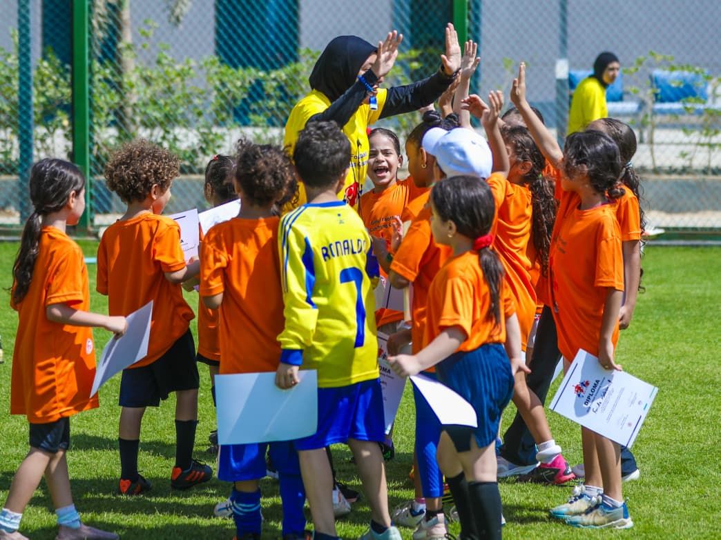 بالصور.. ختام دورة تطوير مدربات ناشئات كرة القدم بالتعاون بين الاتحادين المصري والنرويجي - الخليج الان