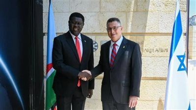 «وسط تجويعها غزة».. إسرائيل تعلن عن إرسال مساعدات إنسانية لجنوب السودان - الخليج الان