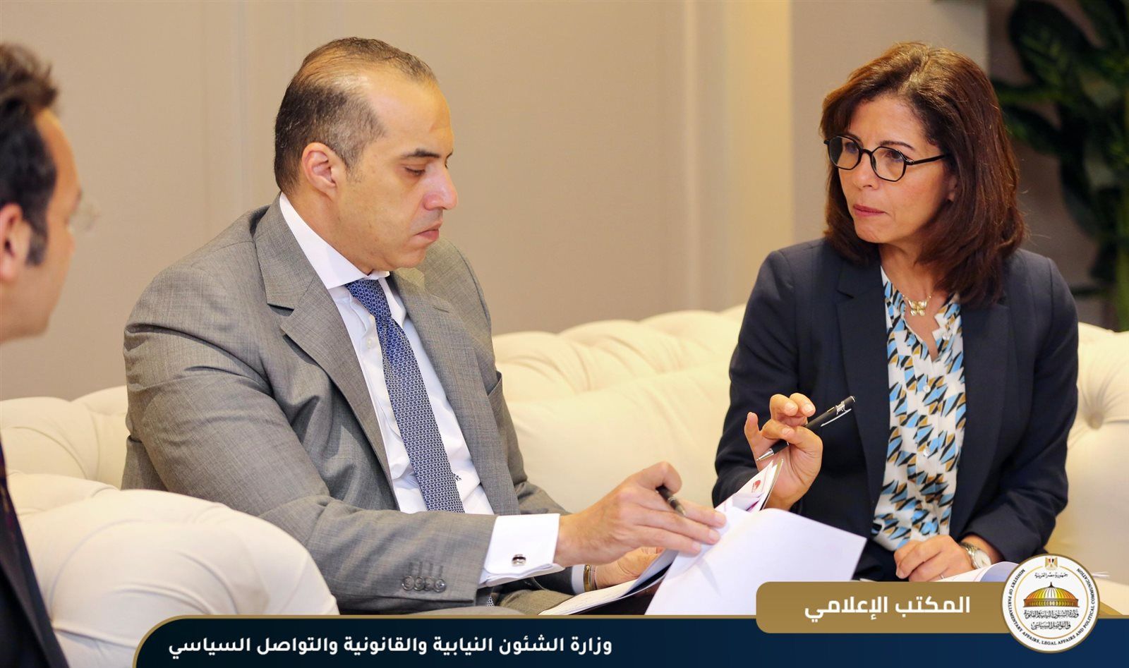 المستشار محمود فوزي يلتقي الدكتورة سلافه جويلي ويؤكد: سنعزز تبادل الخبرات وتكامل الأدوار لخدمة الأولويات الوطنية - الخليج الان