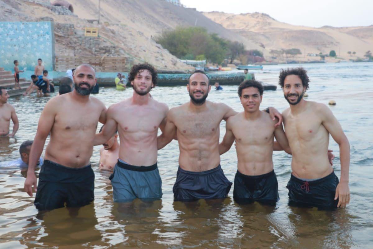 رحلة ترفيهية نيلية للاعبي أسوان قبل بداية مباريات دوري المحترفين - الخليج الان
